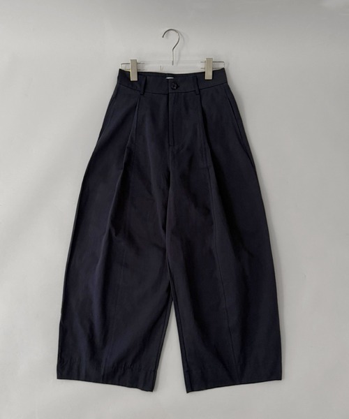 on:nue（オンニュ）の「【on:nue】[着用動画あり！/3色展開/3サイズ展開] カーブバルーンワイドパンツ（その他パンツ・レディース・グレー/ホワイト/ネイビー・SMALL/MEDIUM/LARGE）」の22枚目の写真