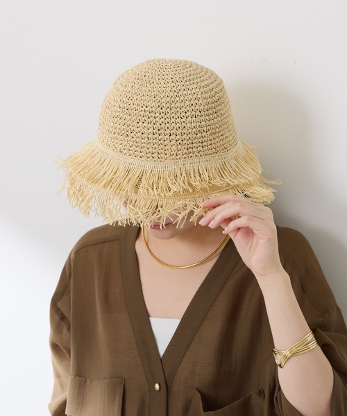 PAPILLONNER（パピヨネ）の「フリンジラフィアバケットハット（ハット・レディース・ベージュ・FREE）」の5枚目の写真