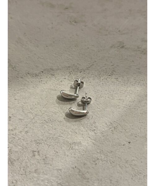 Ungrid（アングリッド）の「ドロップデザインミニピアス（ピアス（両耳用）・レディース・シルバー/ゴールド・FREE）」の7枚目の写真