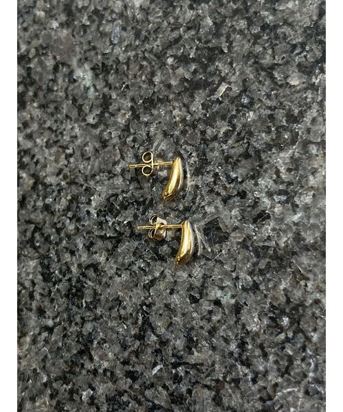 Ungrid（アングリッド）の「ドロップデザインミニピアス（ピアス（両耳用）・レディース・シルバー/ゴールド・FREE）」の6枚目の写真