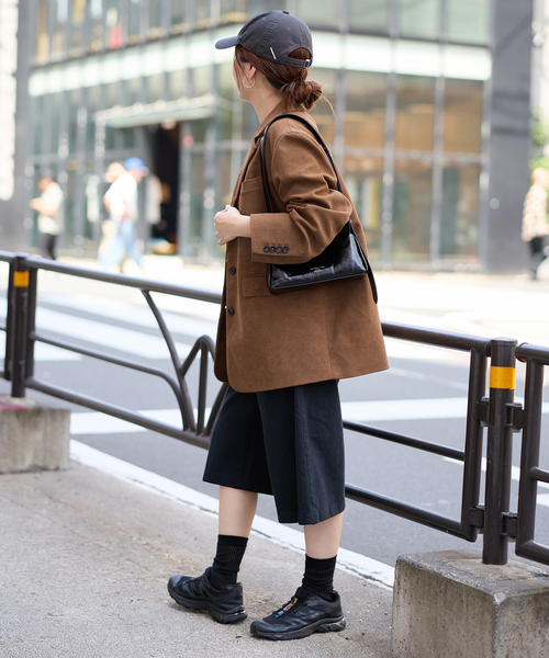 JOURNAL STANDARD（ジャーナルスタンダード）の「フェイクレザー/フェイクスエードジャケット（その他アウター・レディース・ブラウン/キャメル・FREE）」の4枚目の写真