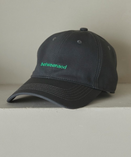Doux archives(ドゥアルシーヴ)の「BETWEENロゴキャップ(キャップ・レディース・チャコールグレー/ベージュ/ブラウン・FREE)」の4枚目の写真