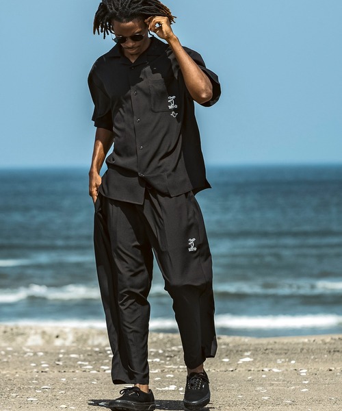 Mark Gonzales（マーク・ゴンザレス）の「【WEB・直営店限定】MARK GONZALES ARTWORK COLLECTION(マーク ゴンザレス)パームツリー刺繍 オープンカラーシャツ 半袖シャツ（シャツ/ブラウス・メンズ・ブラウン/ブラック・M/L/XL）」の8枚目の写真