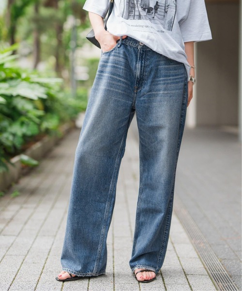 Spick & Span(スピックアンドスパン)の「upper hights/アッパーハイツ 別注THE CLARA(デニムパンツ・レディース・ダークブルー/ブルー・25/24/23/22)」の12枚目の写真