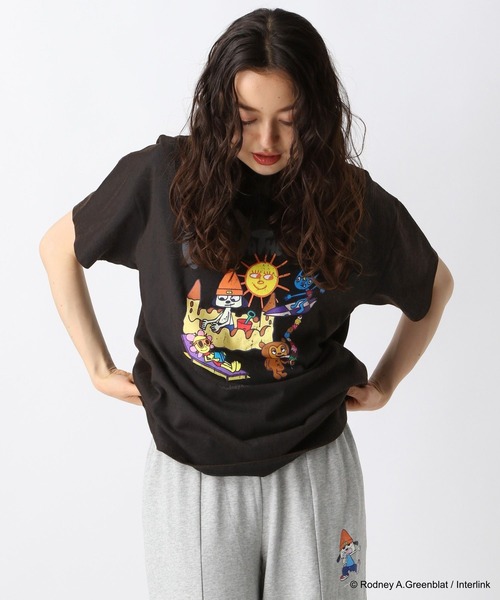 FOREVER 21（フォーエバー トゥエンティーワン）の「【パラッパラッパー】ピグメント加工グラフィックTシャツ（Tシャツ/カットソー・レディース・オフホワイト/チャコールグレー・FREE）」の9枚目の写真