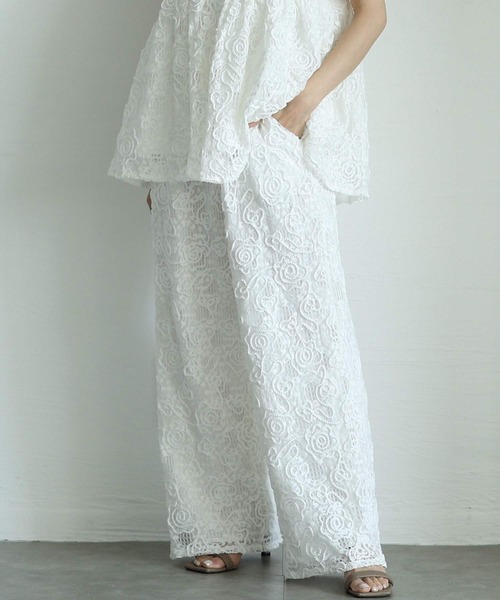 Sawa a la mode(サワアラモード)の「花柄コード刺繍メッシュワイドパンツ(その他パンツ・レディース・ブラック/ホワイト・FREE)」の2枚目の写真