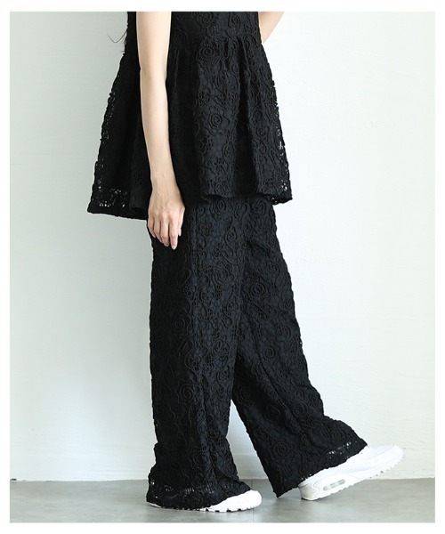 Sawa a la mode(サワアラモード)の「花柄コード刺繍メッシュワイドパンツ(その他パンツ・レディース・ブラック/ホワイト・FREE)」の6枚目の写真