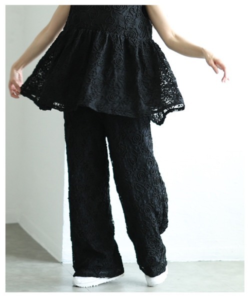 Sawa a la mode(サワアラモード)の「花柄コード刺繍メッシュワイドパンツ(その他パンツ・レディース・ブラック/ホワイト・FREE)」の11枚目の写真