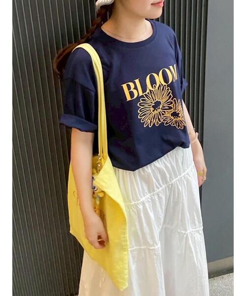 ehka sopo（エヘカソポ）の「花モチーフTシャツ（Tシャツ/カットソー・レディース・オフホワイト/ネイビー/イエロー・F）」の3枚目の写真