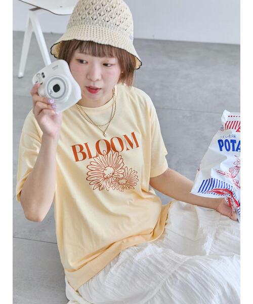 ehka sopo（エヘカソポ）の「花モチーフTシャツ（Tシャツ/カットソー・レディース・オフホワイト/ネイビー/イエロー・F）」の16枚目の写真