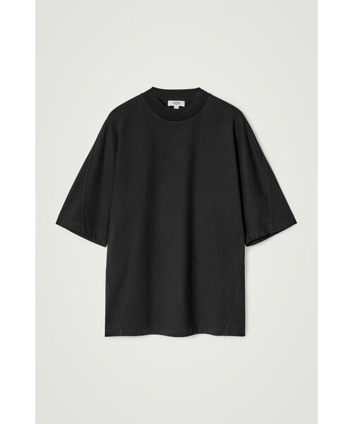 COS(コス)の「オーバーサイズ ラウンドモックネックTシャツ(Tシャツ/カットソー・メンズ・ホワイト/ブラック・XS/S/M/L/XL)」の13枚目の写真