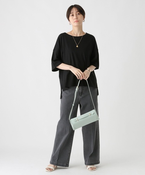 Elura（エルーラ）の「汗じみ軽減５分袖Ｔシャツ / 582969（Tシャツ/カットソー・レディース・キャメル/ホワイト/チャコールグレー/ブラック・FREE）」の17枚目の写真