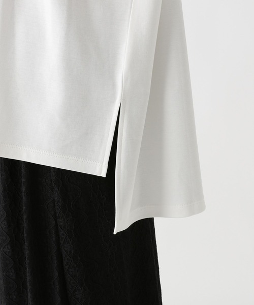 Elura（エルーラ）の「汗じみ軽減５分袖Ｔシャツ / 582969（Tシャツ/カットソー・レディース・キャメル/ホワイト/チャコールグレー/ブラック・FREE）」の6枚目の写真