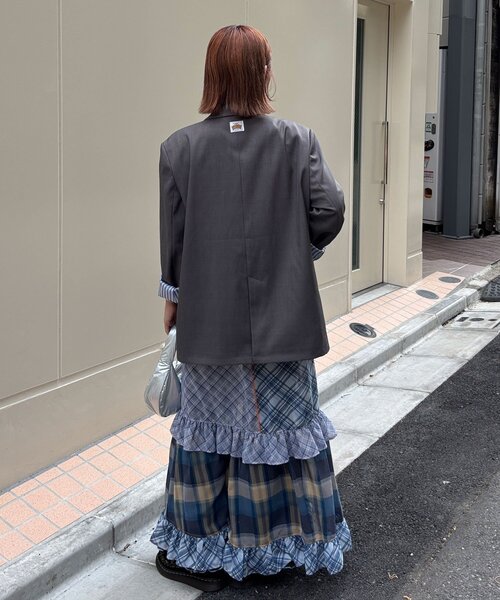 HELLO.SANFRANCISCO（ハローサンフランシスコ）の「【HELLO.SANFRANCISCO/ハローサンフランシスコ】ネーム刺繍マーガレット釦ビッグジャケット（テーラードジャケット・レディース・ブラウン/ピンク/グレー・ONE SIZE）」の14枚目の写真