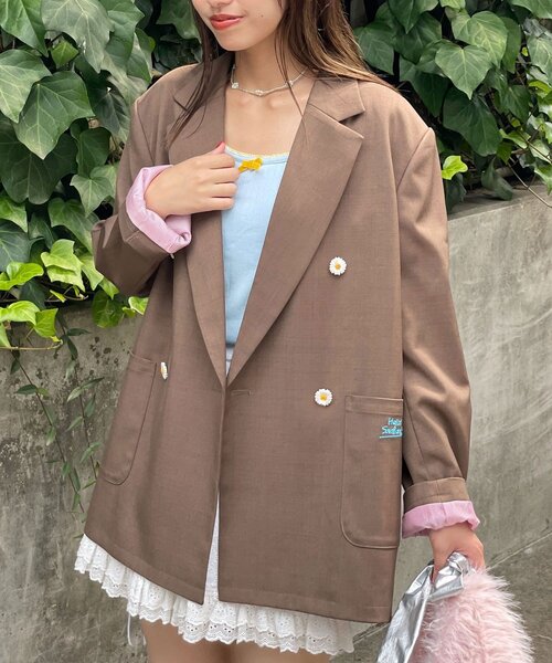 HELLO.SANFRANCISCO（ハローサンフランシスコ）の「【HELLO.SANFRANCISCO/ハローサンフランシスコ】ネーム刺繍マーガレット釦ビッグジャケット（テーラードジャケット・レディース・ブラウン/ピンク/グレー・ONE SIZE）」の15枚目の写真