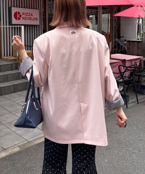 HELLO.SANFRANCISCO（ハローサンフランシスコ）の「【HELLO.SANFRANCISCO/ハローサンフランシスコ】ネーム刺繍マーガレット釦ビッグジャケット（テーラードジャケット・レディース・ブラウン/ピンク/グレー・ONE SIZE）」の7枚目の写真