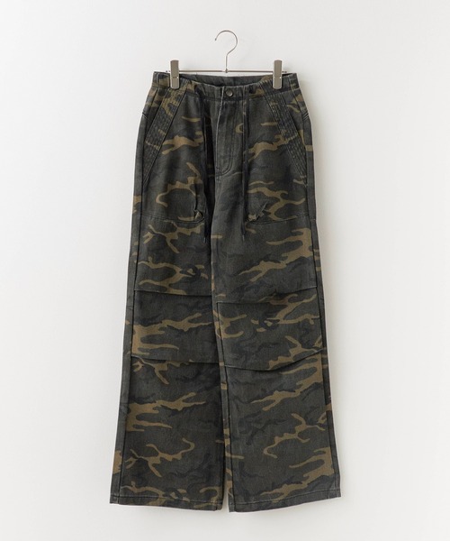 Chick（チック）の「camouflage pants/スナップボタンデザイン迷彩パンツ（デニムパンツ・レディース・カーキ・FREE）」の2枚目の写真