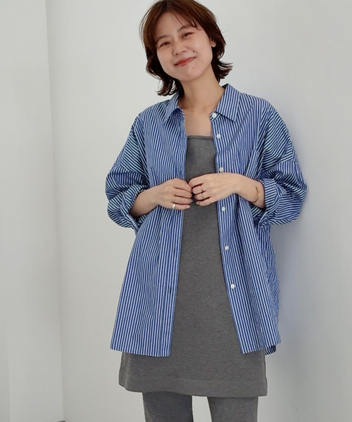 JOURNAL STANDARD relume(ジャーナルスタンダード レリューム)の「コンパクトコットンストライプビッグシャツ(シャツ/ブラウス・レディース・ブラウン/ベージュ/ブルー・FREE)」の3枚目の写真