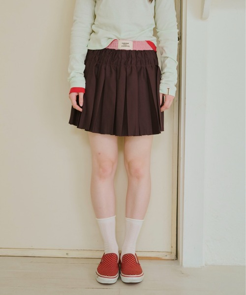 common gull products.(コモンガルプロダクツ)の「皺に刻むプリーツミニスカート(スカート・レディース・ダークブラウン/ベージュ・LARGE/MEDIUM/SMALL)」の14枚目の写真