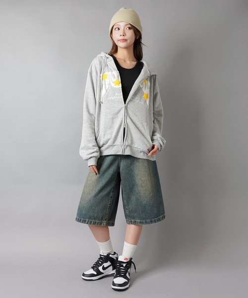 SPINNS（スピンズ）の「立体ロゴが主役★ストリートWジップフーディ/サガラ刺繍スター（パーカー・レディース・ブラック/杢グレー/オートミール/レッド・ONESIZE）」の13枚目の写真