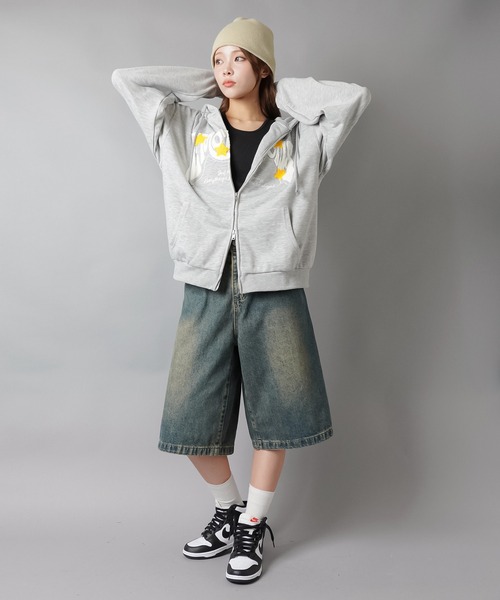 SPINNS（スピンズ）の「立体ロゴが主役★ストリートWジップフーディ/サガラ刺繍スター（パーカー・レディース・ブラック/杢グレー/オートミール/レッド・ONESIZE）」の14枚目の写真