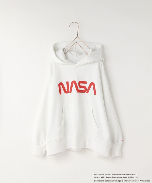 LOWRYS FARM（ローリーズファーム）の「ＮＡＳＡロゴフーディー　593055（パーカー・キッズ・ブラック/オフホワイト/グレー・150cm/130cm/110cm）」の13枚目の写真