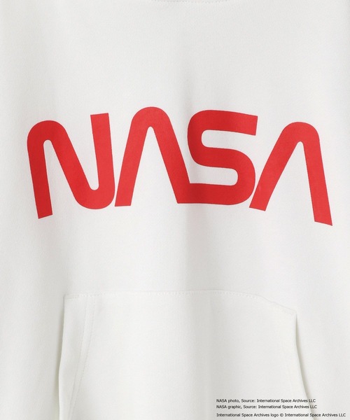 LOWRYS FARM（ローリーズファーム）の「ＮＡＳＡロゴフーディー　593055（パーカー・キッズ・ブラック/オフホワイト/グレー・150cm/130cm/110cm）」の15枚目の写真