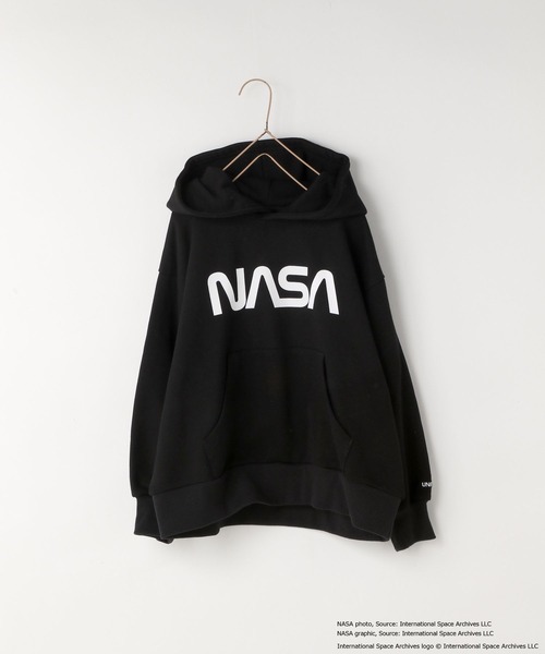 LOWRYS FARM（ローリーズファーム）の「ＮＡＳＡロゴフーディー　593055（パーカー・キッズ・ブラック/オフホワイト/グレー・150cm/130cm/110cm）」の20枚目の写真