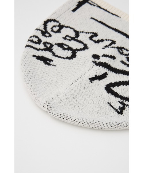 SLY（スライ）の「JQ LOGO MOTIF CAP ジャガード ロゴモチーフ キャップ 秋服 冬服（ニットキャップ/ビーニー・レディース・オフホワイト/ネイビー/ピンク・FREE）」の6枚目の写真