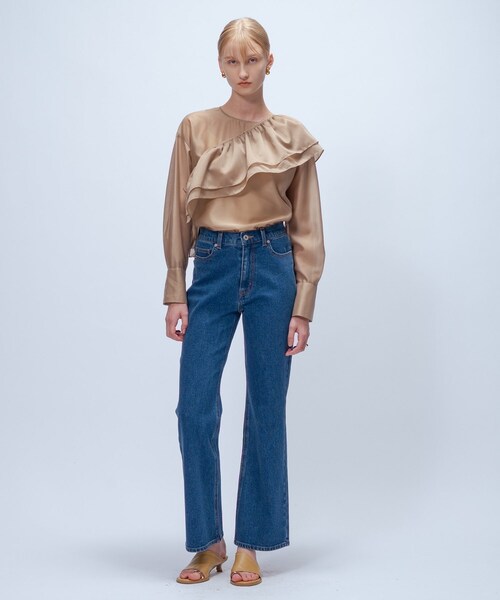 cloenc(クロエンス)の「【マシンウォッシュ】ストレッチデニムフレアパンツ(デニムパンツ・レディース・ブルー/ネイビー・01/02/03)」の4枚目の写真
