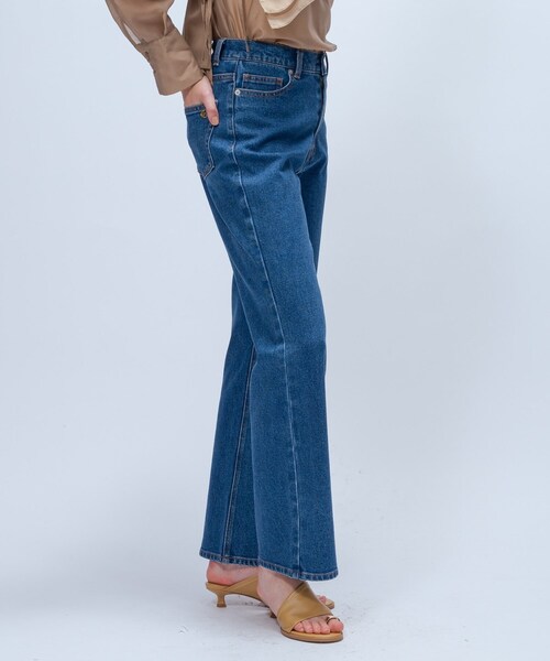 cloenc(クロエンス)の「【マシンウォッシュ】ストレッチデニムフレアパンツ(デニムパンツ・レディース・ブルー/ネイビー・01/02/03)」の8枚目の写真