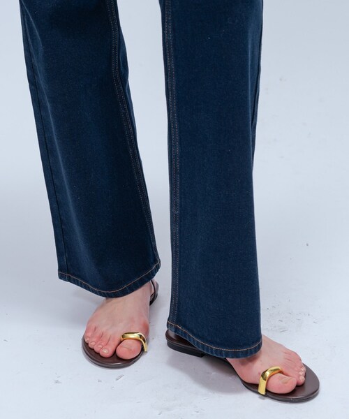 cloenc(クロエンス)の「【マシンウォッシュ】ストレッチデニムフレアパンツ(デニムパンツ・レディース・ブルー/ネイビー・01/02/03)」の18枚目の写真