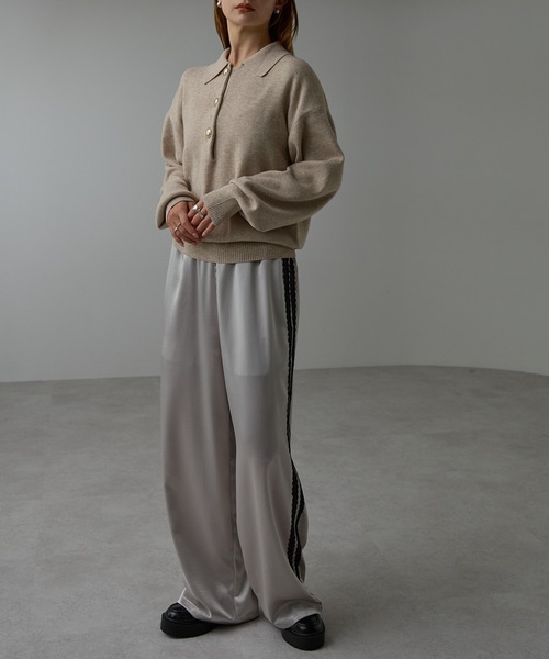 r.（アールドット）の「金ボタンニット　ポロシャツ（ニット/セーター・レディース・ブラック/アイボリー/ブラウン/グレー/ライトベージュ・FREE）」の7枚目の写真