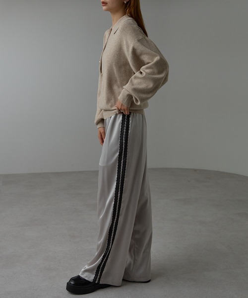 r.（アールドット）の「金ボタンニット　ポロシャツ（ニット/セーター・レディース・ブラック/アイボリー/ブラウン/グレー/ライトベージュ・FREE）」の8枚目の写真