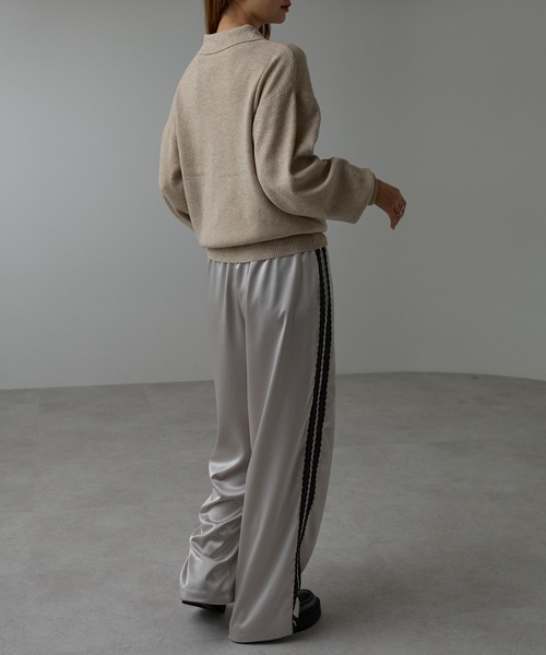 r.（アールドット）の「金ボタンニット　ポロシャツ（ニット/セーター・レディース・ブラック/アイボリー/ブラウン/グレー/ライトベージュ・FREE）」の12枚目の写真