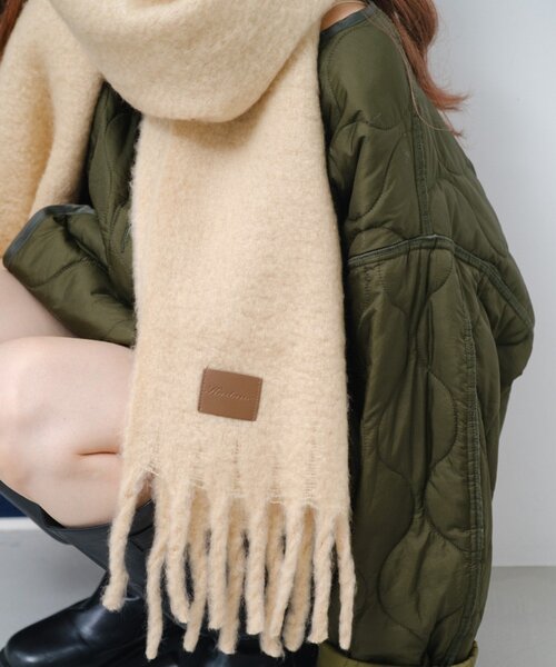 Kastane（カスタネ）の「【お気に入り1万人突破！/5色展開】フリンジマフラー（マフラー・レディース・ブラウン/レッド系その他/ベージュ/アイボリー/サックスブルー・FREE）」の14枚目の写真