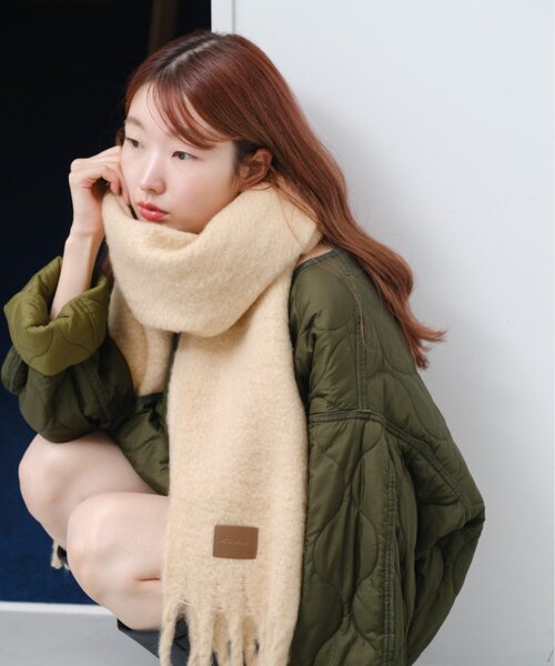 Kastane（カスタネ）の「【お気に入り1万人突破！/5色展開】フリンジマフラー（マフラー・レディース・ブラウン/レッド系その他/ベージュ/アイボリー/サックスブルー・FREE）」の17枚目の写真