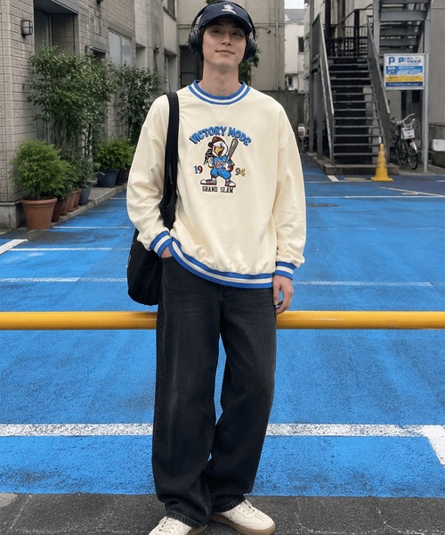 HOOK(フック)の「HOOK -original- アメリカンカートゥーンキャラクター総刺繍スウェット(スウェット・メンズ・ブルー/ライトベージュ・MEDIUM/LARGE/X-LARGE)」の19枚目の写真