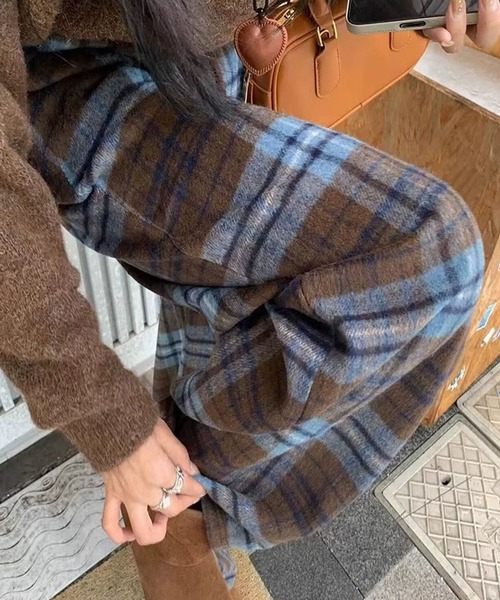 meJane（ミージェーン）の「起毛マドラスチェック ワイドシルエットパンツ（その他パンツ・レディース・ブラック系/ブルー系・M/L）」の2枚目の写真