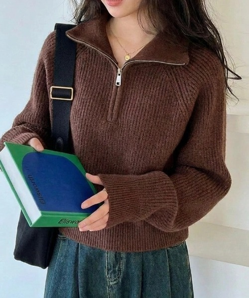 yuue' ( wear )(ユーイ)の「ハーフジップショートニットトップス(ニット/セーター・レディース・レッド/グレー/アイボリー/ブラック/ブラウン/ブルー・FREE)」の4枚目の写真