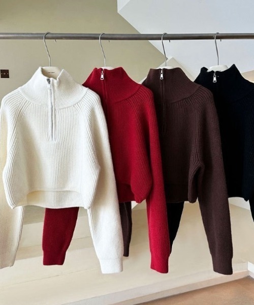 yuue' ( wear )（ユーイ）の「ハーフジップショートニットトップス（ニット/セーター・レディース・レッド/グレー/アイボリー/ブラック・FREE）」の10枚目の写真