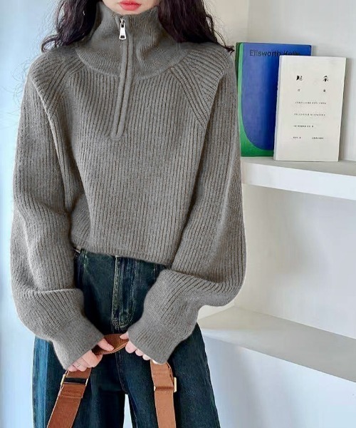 yuue' ( wear )（ユーイ）の「ハーフジップショートニットトップス（ニット/セーター・レディース・レッド/グレー/アイボリー/ブラック・FREE）」の22枚目の写真