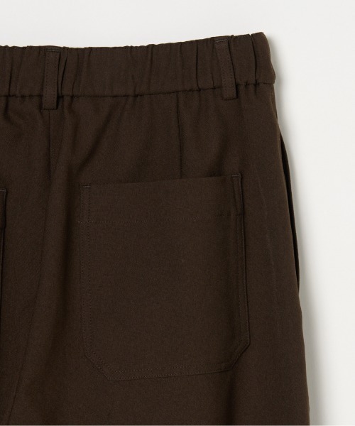 HELIOPOLE(エリオポール)の「TUCK STRAIGHT PANTS(その他パンツ・レディース・ブラック/ダークブラウン・36/38)」の12枚目の写真