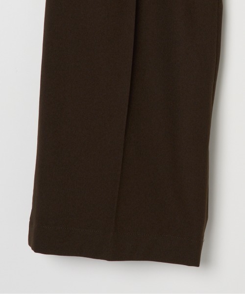 HELIOPOLE(エリオポール)の「TUCK STRAIGHT PANTS(その他パンツ・レディース・ブラック/ダークブラウン・36/38)」の13枚目の写真