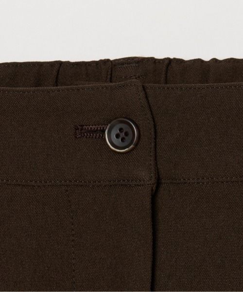 HELIOPOLE(エリオポール)の「TUCK STRAIGHT PANTS(その他パンツ・レディース・ブラック/ダークブラウン・36/38)」の14枚目の写真