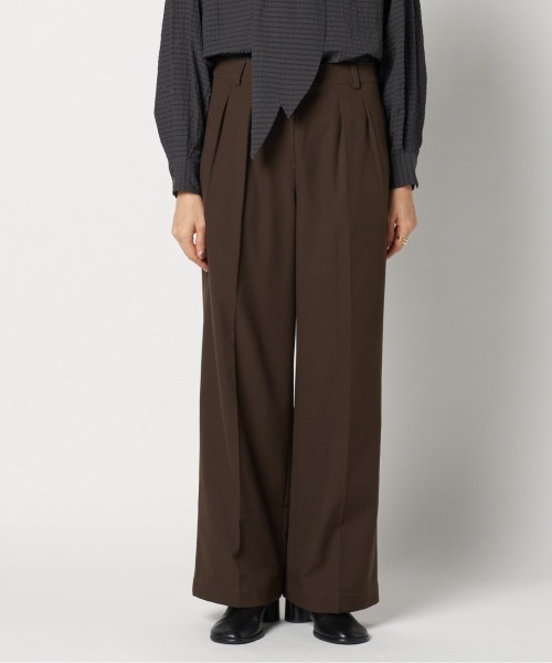HELIOPOLE(エリオポール)の「TUCK STRAIGHT PANTS(その他パンツ・レディース・ブラック/ダークブラウン・36/38)」の16枚目の写真