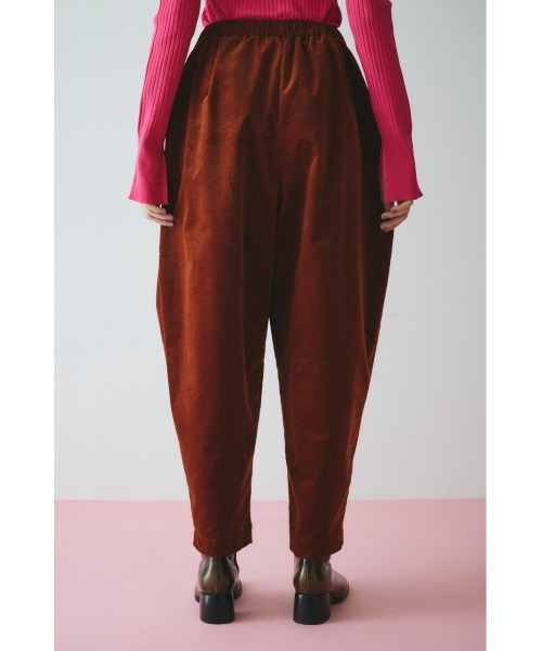 HeRIN.CYE(ヘリンドットサイ)の「Cocoon loose pants コクーンルーズパンツ(その他パンツ・レディース・オフホワイト/グレー/ブラウン/ピンク・FREE)」の22枚目の写真