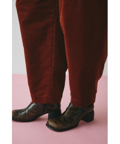 HeRIN.CYE(ヘリンドットサイ)の「Cocoon loose pants コクーンルーズパンツ(その他パンツ・レディース・オフホワイト/グレー/ブラウン/ピンク・FREE)」の15枚目の写真