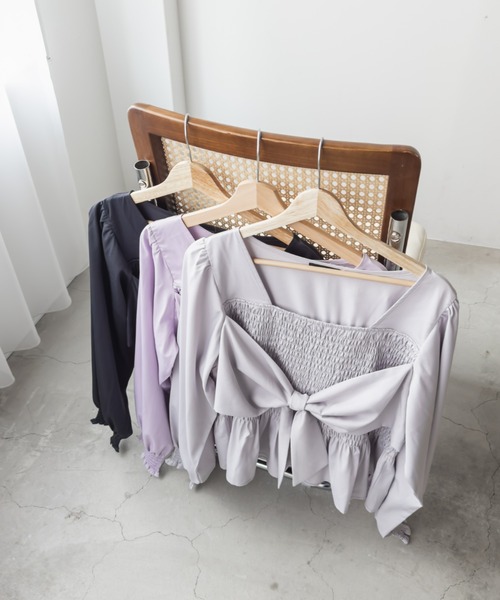 CLETTE(クレット)の「CLETTEオリジナルリボンデザイン長袖シャーリングブラウス(シャツ/ブラウス・レディース・ラベンダー/パープル/ネイビー・LL/3L/4L)」の13枚目の写真