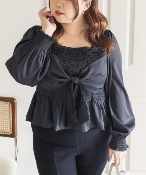 CLETTE(クレット)の「CLETTEオリジナルリボンデザイン長袖シャーリングブラウス(シャツ/ブラウス・レディース・ラベンダー/パープル/ネイビー・LL/3L/4L)」の4枚目の写真